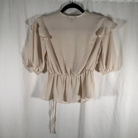 Express Blouse Women's XS Cream Short Sleeve Vneck Semi Sheer Top - Picture 8 of 10